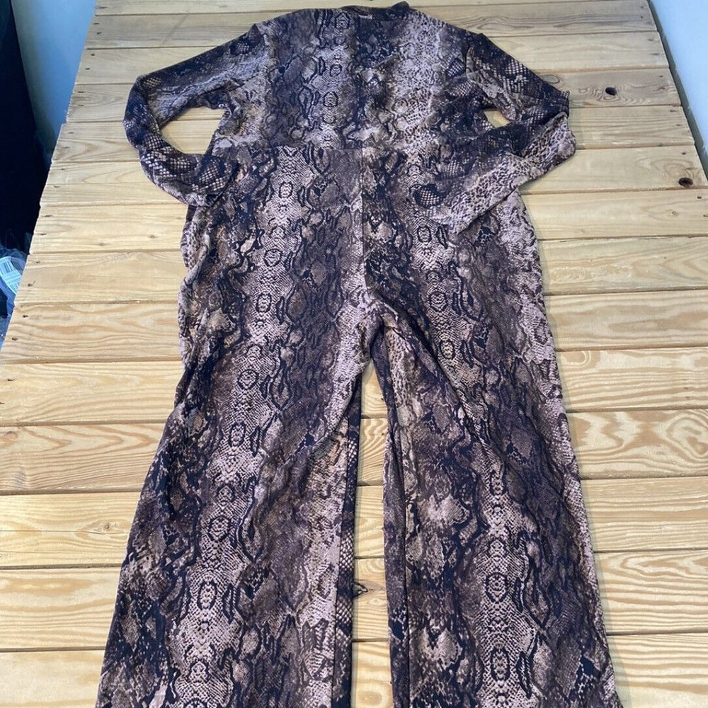 NEW Stretchy Snakeskin Print Jumpsuit Medium